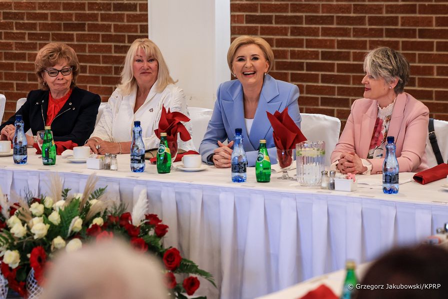 006_Agata_Kornhauser_Duda_spotkanie_Dom_Polski_dzialaczki_polonijne_20240422_GJA_0103.jpg
