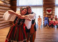 010_Agata_Kornhauser_Duda_spotkanie_zespoly_folklorystyczne_Edmonton_20240422_1S5A0725.jpg