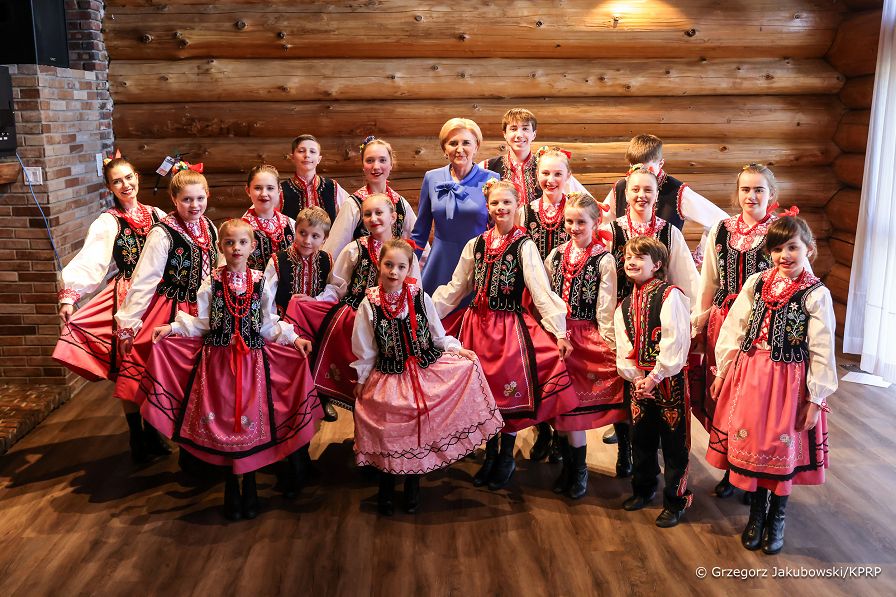 022_Agata_Kornhauser_Duda_spotkanie_zespoly_folklorystyczne_Edmonton_20240423_1S5A1339.jpg