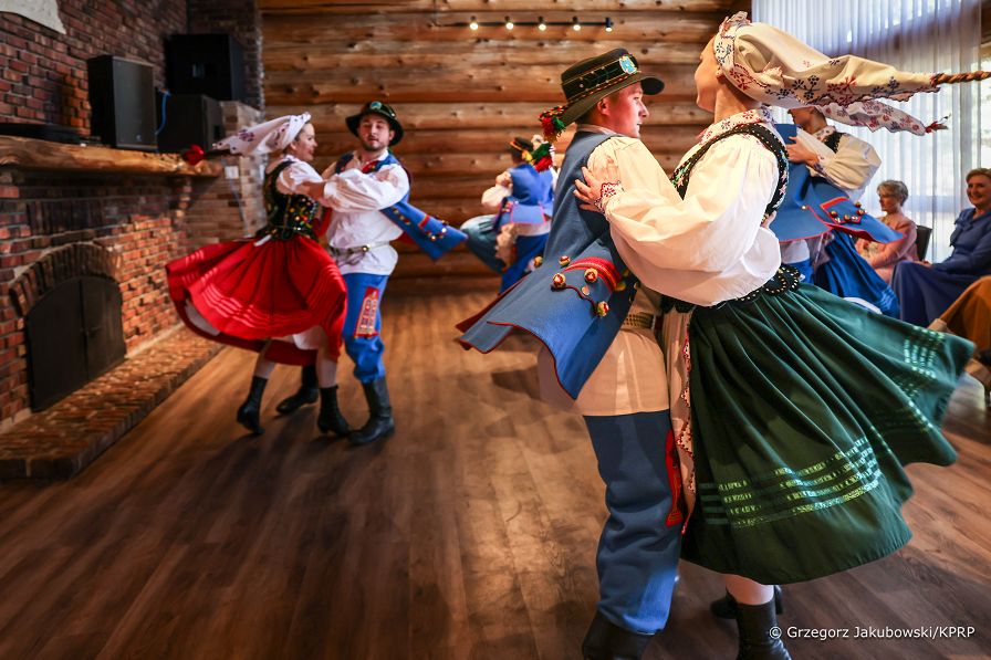 018_Agata_Kornhauser_Duda_spotkanie_zespoly_folklorystyczne_Edmonton_20240423_1S5A1207.jpg