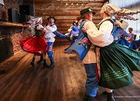 018_Agata_Kornhauser_Duda_spotkanie_zespoly_folklorystyczne_Edmonton_20240423_1S5A1207.jpg