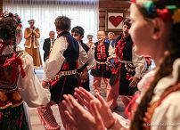 006_Agata_Kornhauser_Duda_spotkanie_zespoly_folklorystyczne_Edmonton_20240422_1S5A0592.jpg