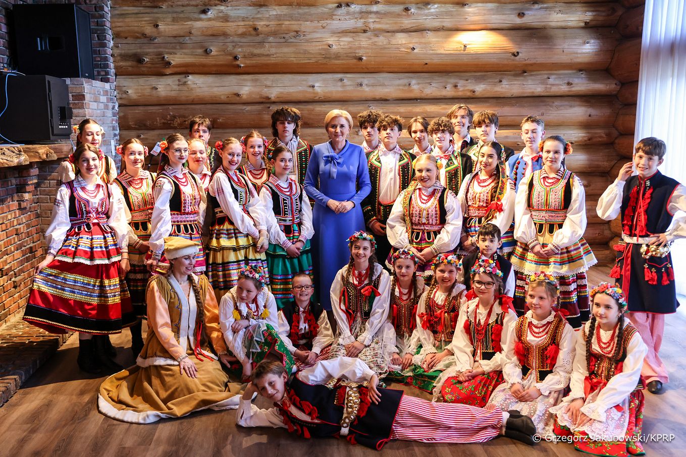 021_Agata_Kornhauser_Duda_spotkanie_zespoly_folklorystyczne_Edmonton_20240423_1S5A1299.jpg
