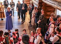 020_Agata_Kornhauser_Duda_spotkanie_zespoly_folklorystyczne_Edmonton_20240423_1S5A1271.jpg