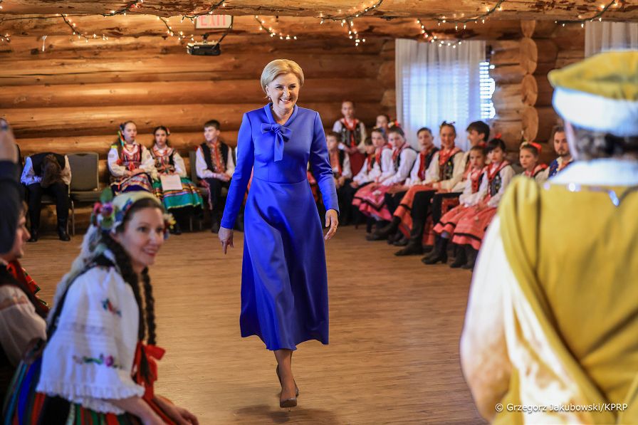 003_a_Agata_Kornhauser_Duda_spotkanie_zespoly_folklorystyczne_Edmonton_20240422_GJA_0117.jpg