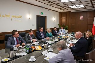 04_KPRP_rada_ds_samorzadu_terytorialnego_20240425_MB2_2341.jpg