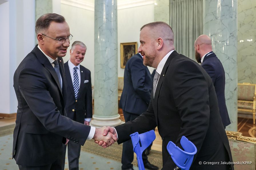 007_PAD_spotkanie_z_przedstawicielami_Europejskiej_Federacji_Esportu_20240427_1S5A9444.jpg