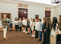 003_Agata_Kornhauser_Duda_spotkanie_uczniowie_szkoly_w_Piasecznie_20240403_1S5A8984.jpg