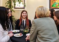 009_Agata_Kornhauser_Duda_spotkanie_uczniowie_szkoly_w_Piasecznie_20240403_1S5A9016.jpg