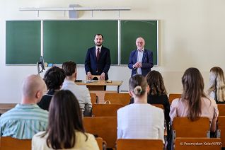 001_Minister_Mieszko_Pawlak_wyklad_w_ramach_Podyplomowych_Studiow_Wschodnich_20240430_PK2_9497.jpg