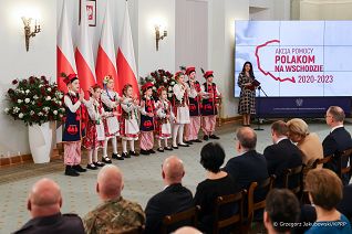 01_Andrzej_Agata_Duda_pomoc_polakom_na_wschodzie_20240404_1S5A9234.jpg