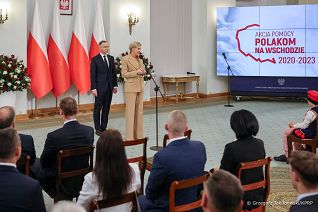 02_Andrzej_Agata_Duda_pomoc_polakom_na_wschodzie_20240404_1S5A9376.jpg