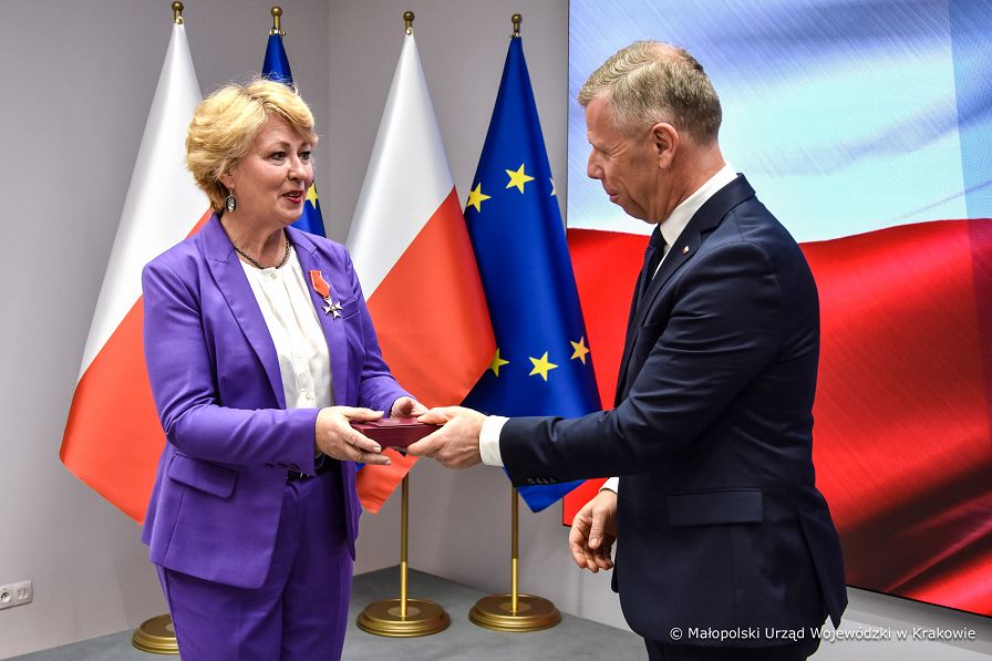 003_Minister_Piotr_Cwik_odznaczenia_Malopolski_Urzad_Wojewodzki_w_Krakowie_20240404_DSC_9842.jpg