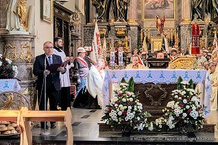 001_Minister_Andrzej_Dera_XXXII_Ogolnopolska_Pielgrzymka_Robotnikow_i_Pracodawcow_do_sw_Jozefa_Kalisz_20240501_IMG_20240501_121320500_HDR_AE-min.jpg