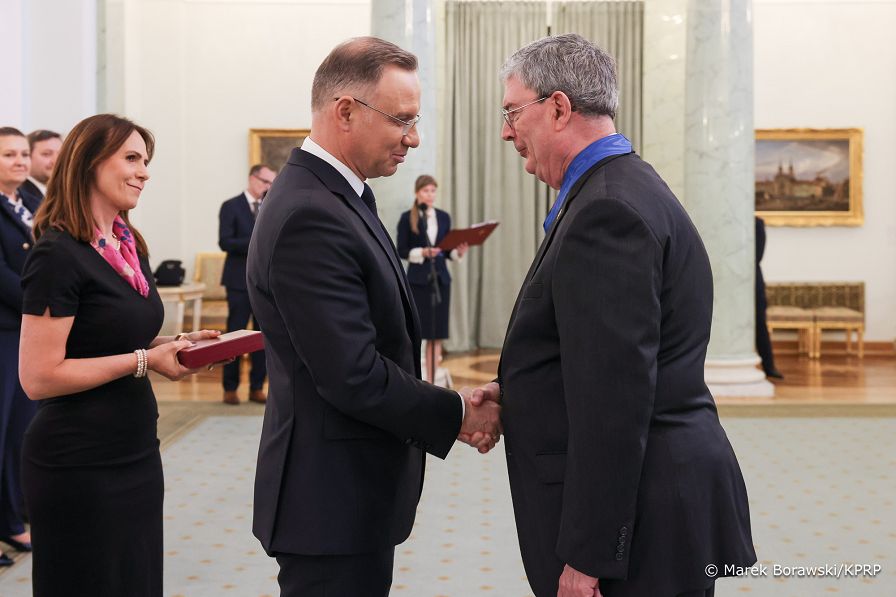 03_Andrzej_Duda_George_Weigel_odznaczenie_20240513_MB2_8901.jpg