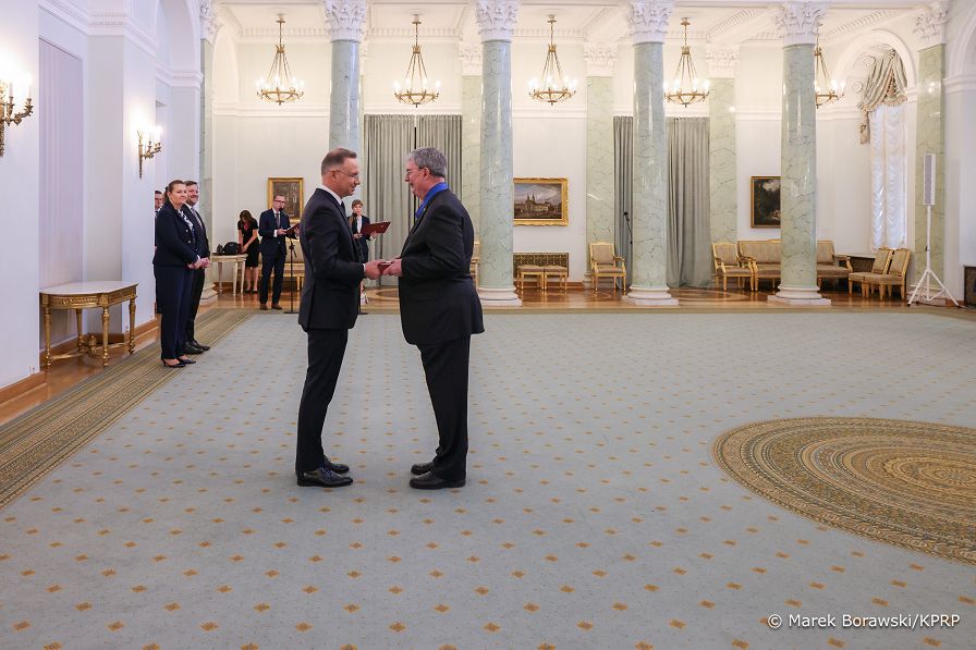 02_Andrzej_Duda_George_Weigel_odznaczenie_20240513_MB2_8975.jpg