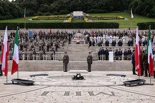 012_Para_Prezydencka_80_rocznica_bitwy_Monte_Cassino1_20240518_MB2_2014.jpg