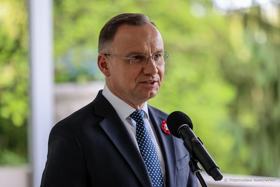 005_a_Para_Prezydencka_Dzien_Polonii_i_Polakow_za_Granica_i_Dzien_Flagi_RP_20240502_PK2_1481.jpg