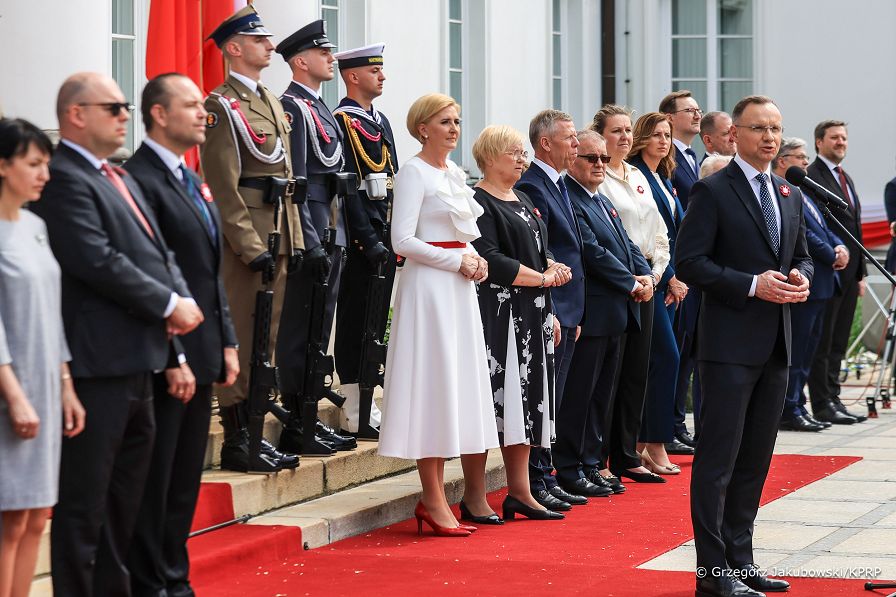 008_Para_Prezydencka_Dzien_Polonii_i_Polakow_za_Granica_i_Dzien_Flagi_RP_20240502_GJA_1834.jpg
