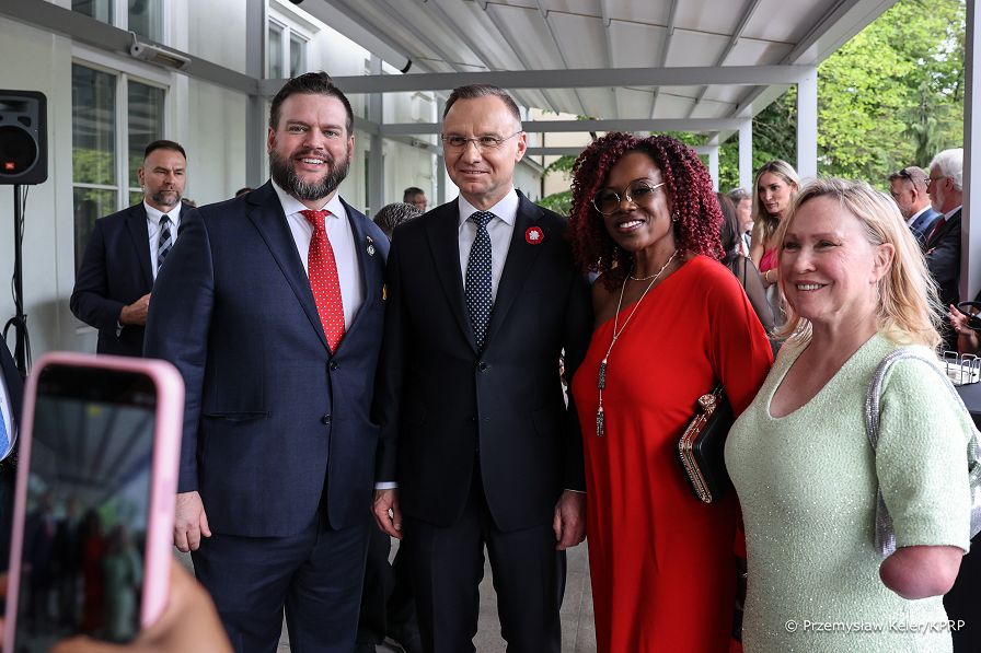 009_Para_Prezydencka_Dzien_Polonii_i_Polakow_za_Granica_i_Dzien_Flagi_RP_20240502_PK1_7297.jpg