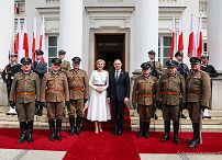 011_Para_Prezydencka_Dzien_Polonii_i_Polakow_za_Granica_i_Dzien_Flagi_RP_20240502_1S5A2853.jpg