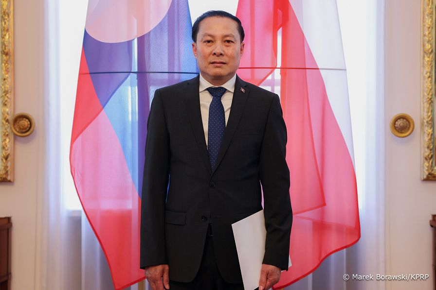 11_Andrzej_Duda_Mayboua_Xayavong_Ambasador_Laosu_listy_uwierzytelniajace_20240521_MB2_4740.jpg