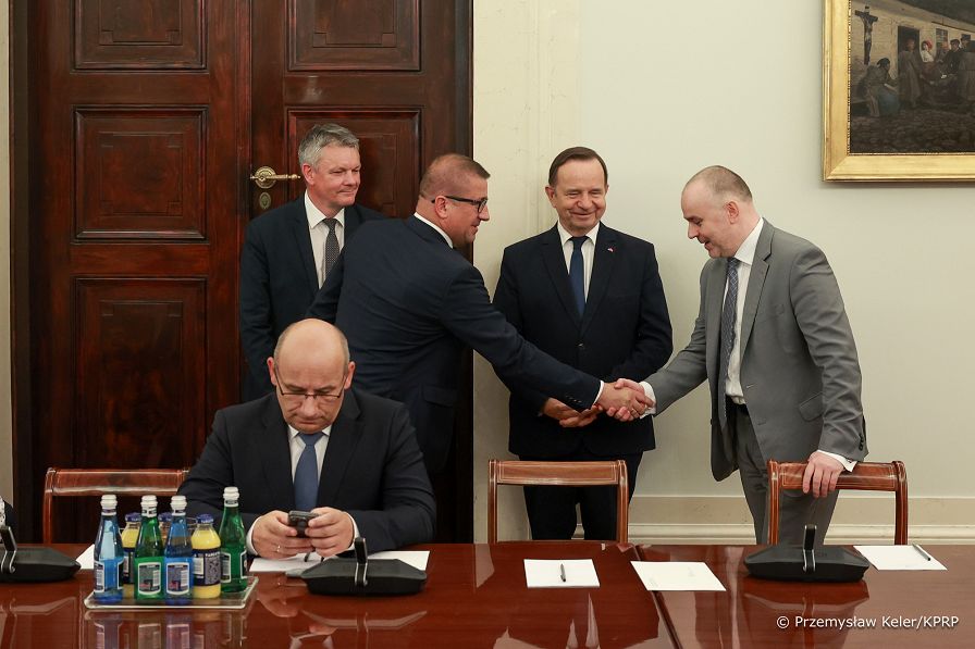 02_Piotr_Cwik_Rada_ds_Samorzadu_Terytorialnego_NRR_20240524_PK1_1396.jpg