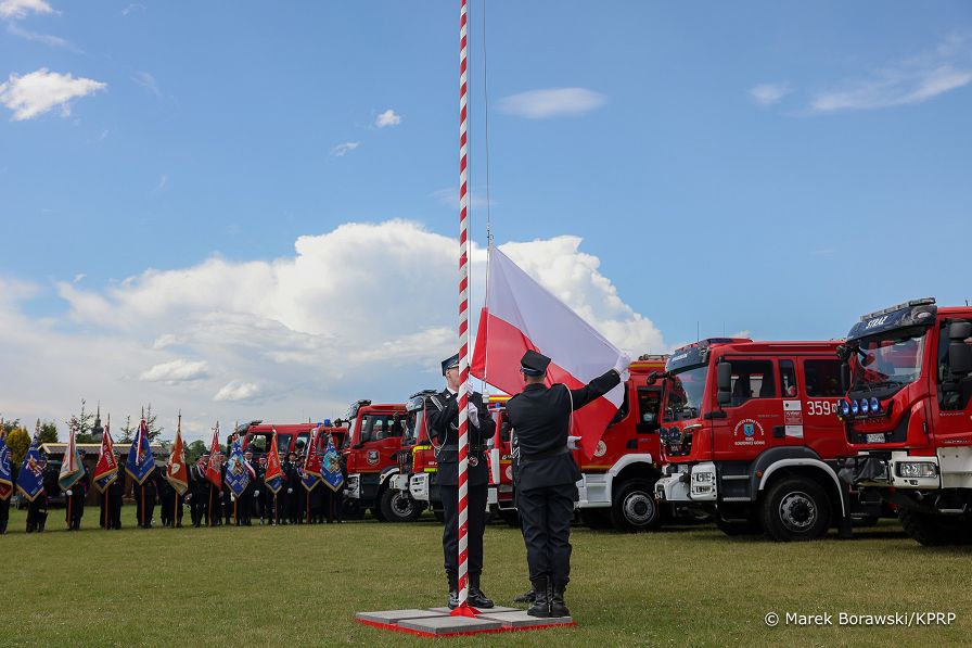 09_Andrzej_Duda_150_Ochotniczej_Strazy_Pozarnej_Stary_Sacz_20240525_MB2_0098.jpg