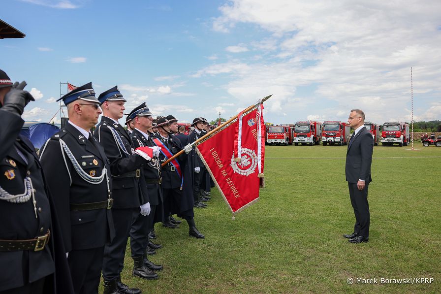 07_Andrzej_Duda_150_Ochotniczej_Strazy_Pozarnej_Stary_Sacz_20240525_MB2_0006.jpg