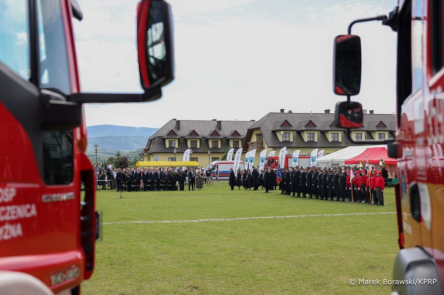 10_Andrzej_Duda_150_Ochotniczej_Strazy_Pozarnej_Stary_Sacz_20240525_MB2_0103.jpg