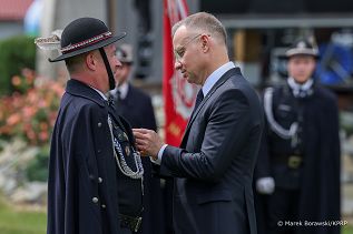12_Andrzej_Duda_150_Ochotniczej_Strazy_Pozarnej_Stary_Sacz_20240525_MB1_8717.jpg