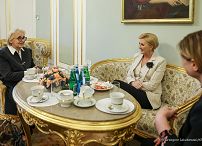 003_Agata_Kornhauser_Duda_spotkanie_z_Dyrektorem_Liceum_Polonijnego_202405071S5A5398 1.jpg