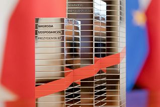 15_kprp_statuetka_nagroda_gosdpodarcza_20210505_erb54697_.jpg
