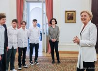 02_Agata_Kornhauser_Duda_uczniowie_SP_Warszawa_20240508_1S5A5447.jpg