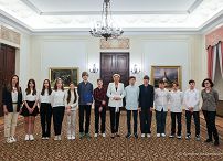 07_Agata_Kornhauser_Duda_uczniowie_SP_Warszawa_20240508_1S5A5475.jpg