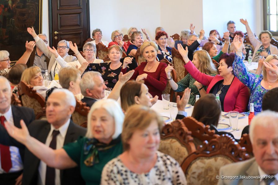 14_Agata_Kornhauser_Duda_Stowarzyszenie_Emerytow_Szydlowiec_20240509_GJA_6165.jpg