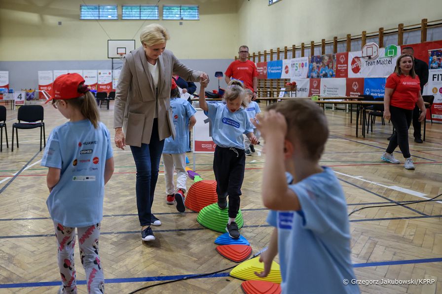 011_Agata_Kornhauser_Duda_zabawa_terenowa_Dzien_Mlodych_Sportowcow_Olimpiad_Specjalnych_20240614_1S5A3657.jpg