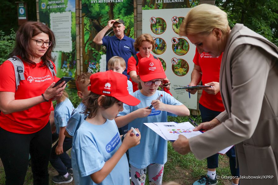 016_Agata_Kornhauser_Duda_zabawa_terenowa_Dzien_Mlodych_Sportowcow_Olimpiad_Specjalnych_20240614_1S5A3810.jpg