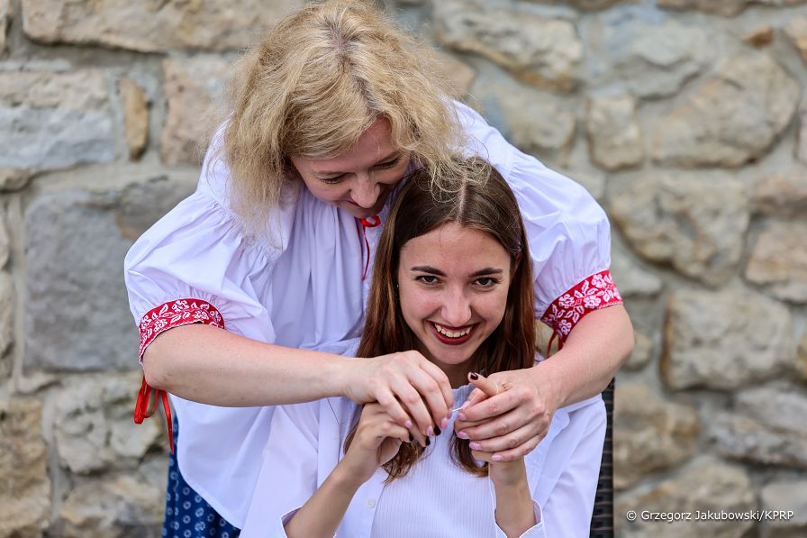 027_Agata_Kornhauser_Duda_spotkanie_podopieczni_fundacji_Karmel_w_Wisle_20240618_1S5A5088.jpg