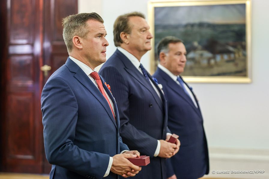 004_a_PAD_odznaczenia_Zasluzeni_miedzynarodowa_wspolpraca_sportowa_20240618_LB_28295.jpg