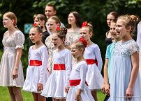 003_Agata_Kornhauser_Duda_spotkanie_podopieczni_fundacji_Karmel_w_Wisle_20240618_1S5A4257.jpg