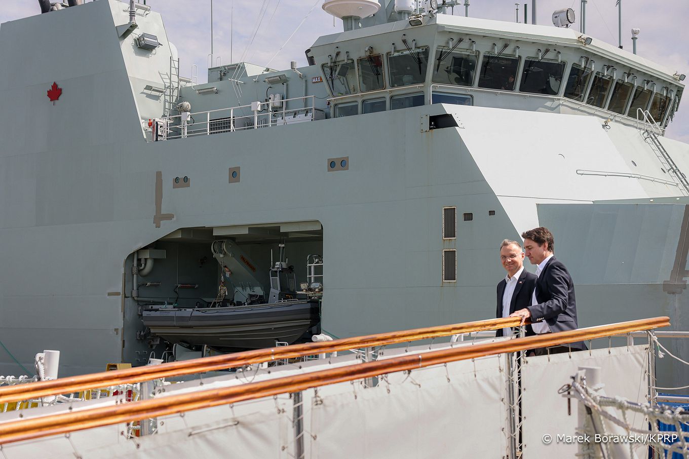 026_14_Andrzej_Duda_Justin_Trudeau_baza_wojskowa_Esquimalt_20240420_MB2_5651_1-2.jpg