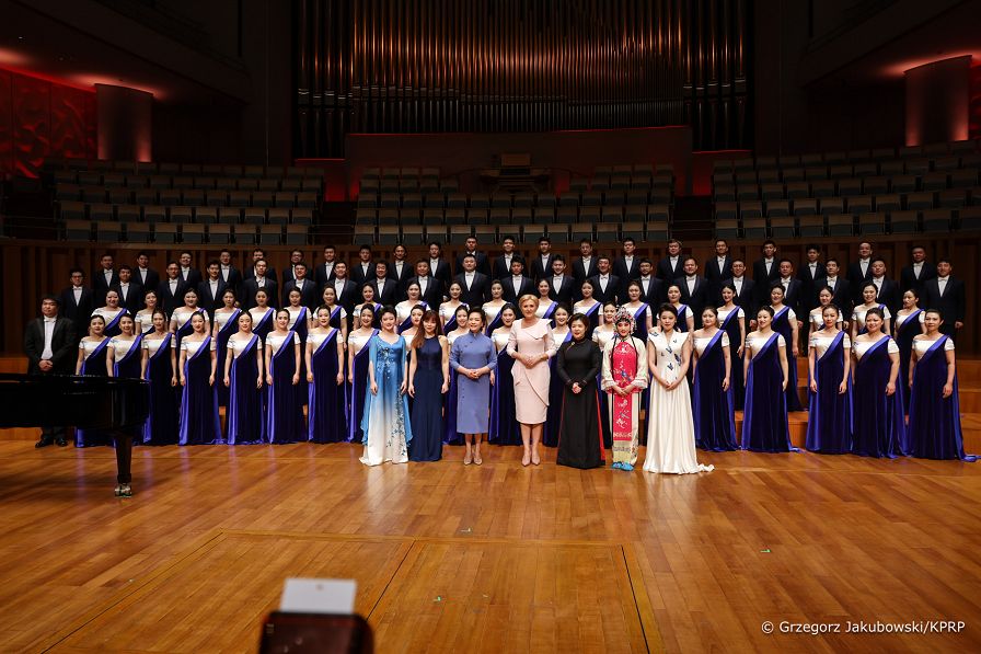 012_Agata_Kornhauser_Duda_zwiedzanie_koncert_opera_Pekin_20240624_1S5A9632.jpg