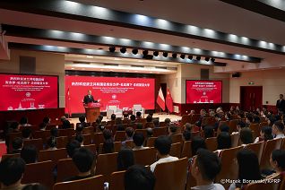 004_szanghaj_wyklad_fudan_20240626_MB1_3840.jpg.JPG