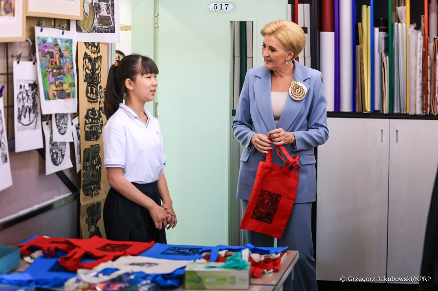 021_Agata_Kornhauser_Duda_wizyta_Szkola_Chaoyang_Shiyan_Xiaoxue_Chiny_20240625_GJA_8160.jpg