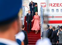 002_03_Andrzej_Agata_Duda_przylot_Chiny_20240622_GJA_7988.jpg