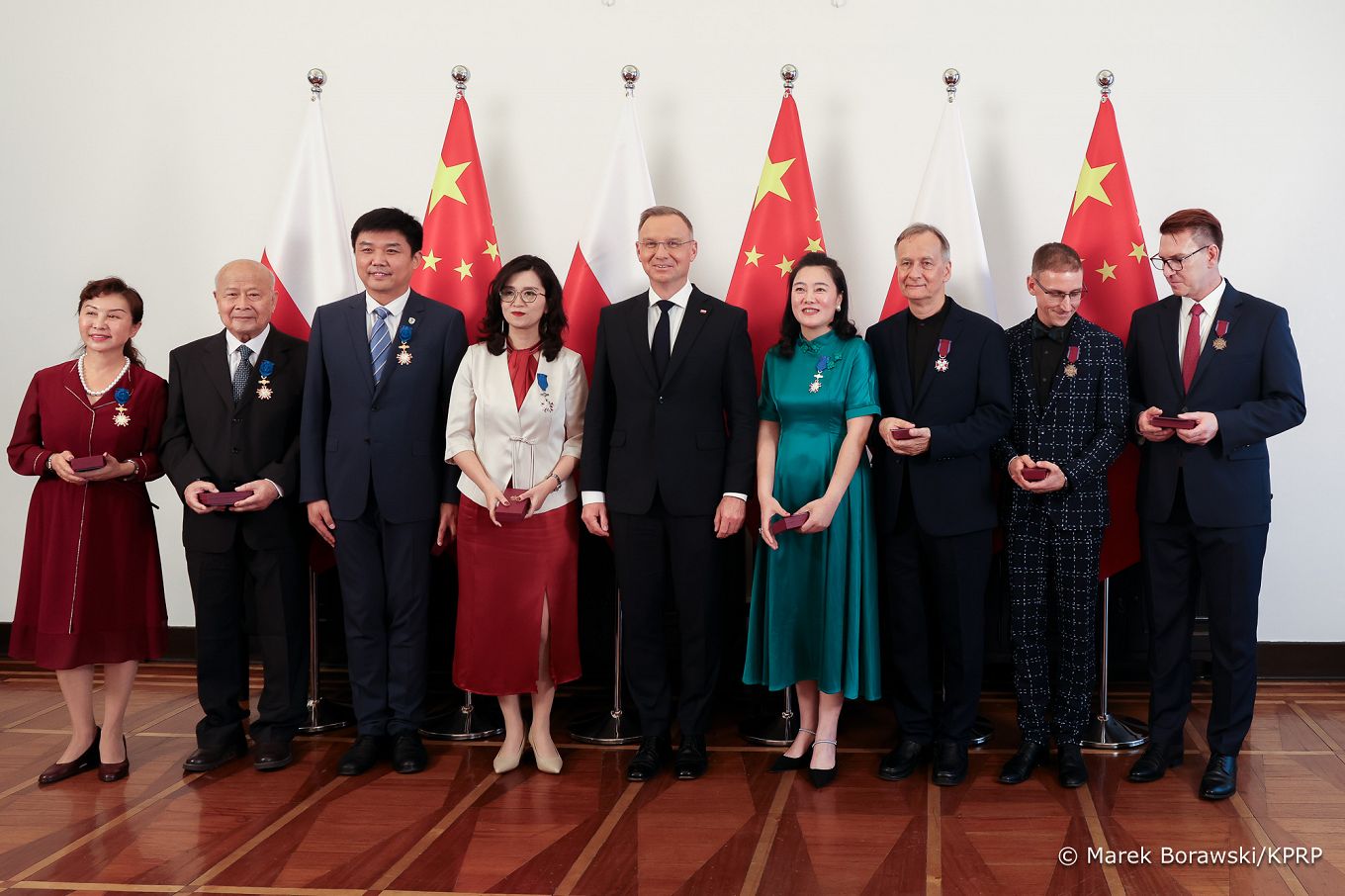 004_09_Andrzej_Agata_Duda_odznaczenia_Ambasada_Polska_Chiny_20240623_MB1_9246.jpg