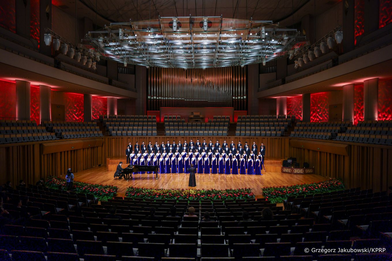 029_010_Agata_Kornhauser_Duda_zwiedzanie_koncert_opera_Pekin_20240624_1S5A9496.jpg