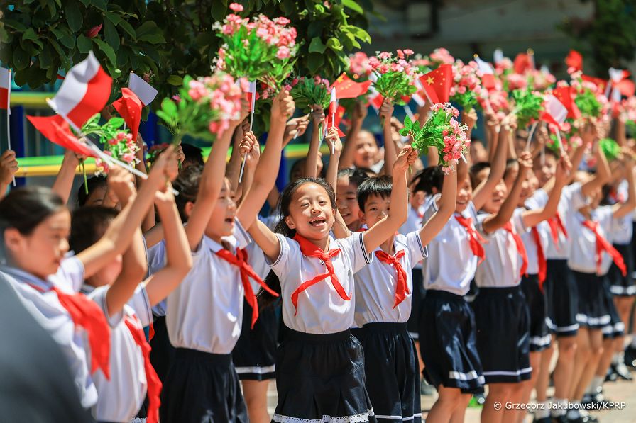 004_Agata_Kornhauser_Duda_wizyta_Szkola_Chaoyang_Shiyan_Xiaoxue_Chiny_20240625_GJA_8033.jpg