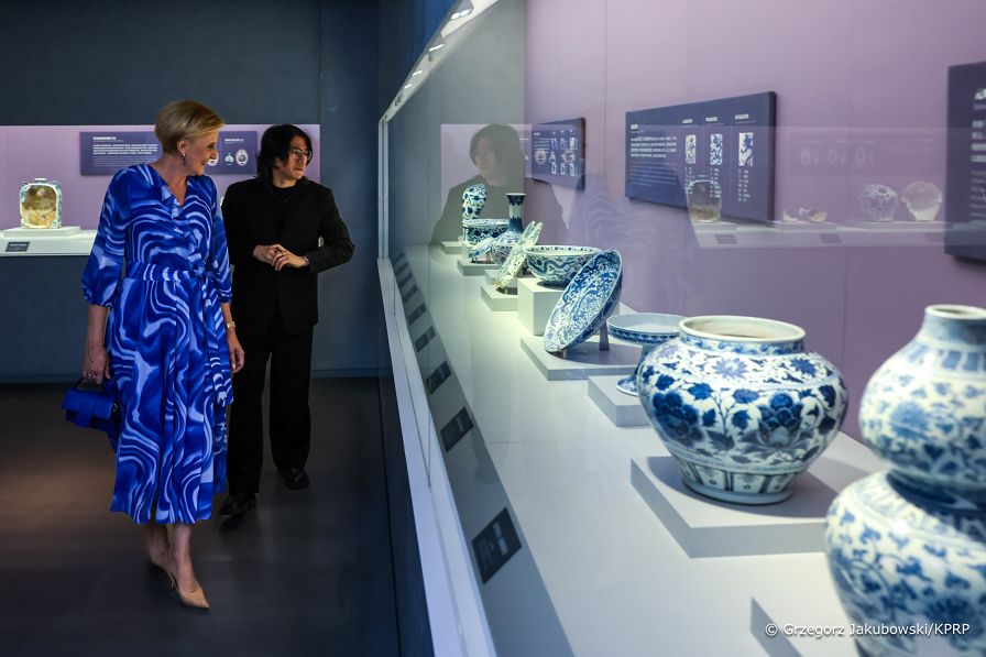 007_Agata_Kornhauser_Duda_Muzeum_Aurora_Szanghaj_20240626_GJB_8735.jpg